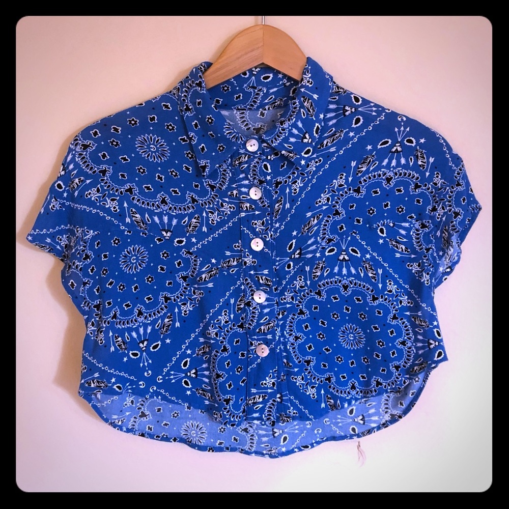 Jen’s Pirates Booty Cropped Shirt